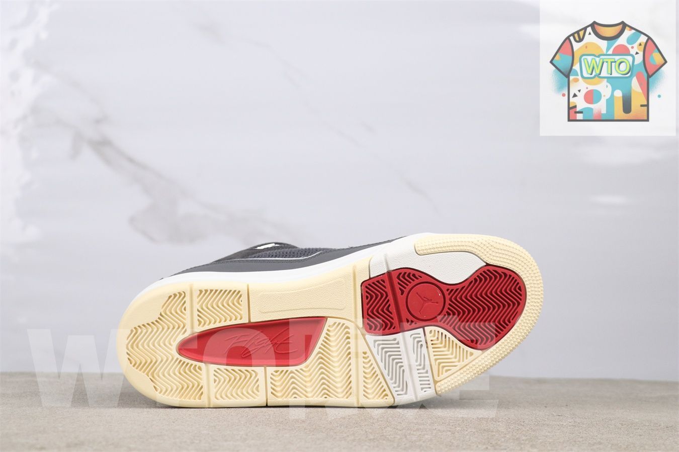  今日 Jordan HF 3255-002 ジョーダン 4 ホワイトグレーブラック White Gray Black スニーカー 靴