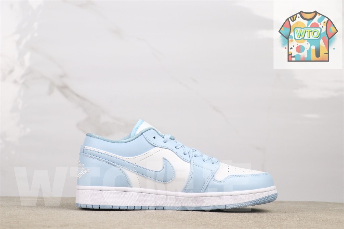 今日 エアジョーダン 1 ローカット アルミニウム DC 0774-141