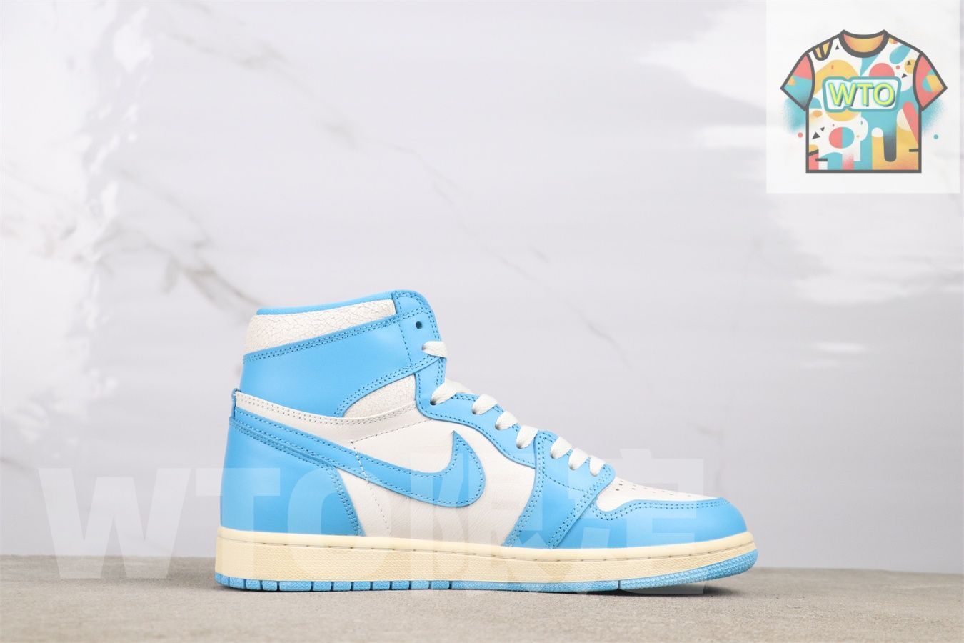 今日 エアジョーダン 1 DZ 5485-402 ハイトップ ノースカロライナブルー