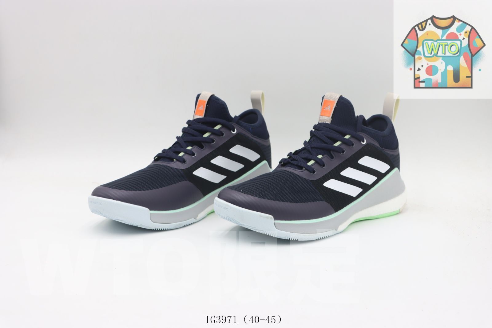 アディダス Adidas