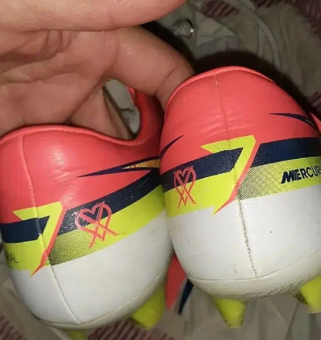 サッカーシューズ 255-260