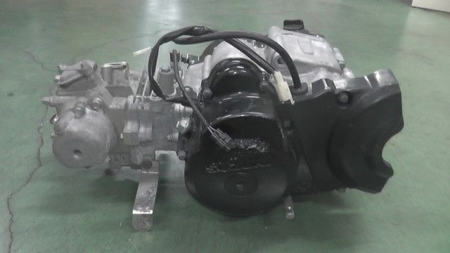 バーディー FI BA 43 A 104 xxx の エンジン