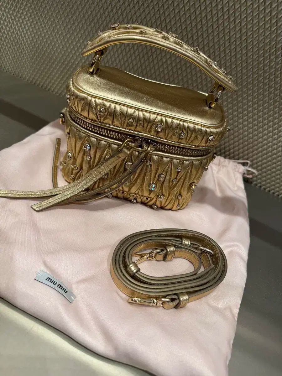  MIU ミュウミュウ 麻 アサ マテラッセ スワロフスキー ミニ ビューティーバッグ メッセンジャーバッグ ショルダーバッグ