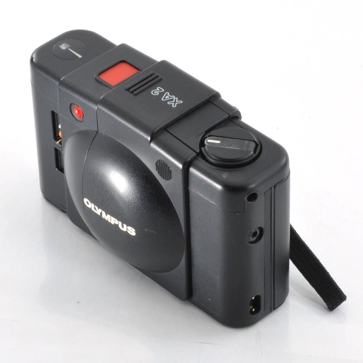 オリンパス OLYMPUS XA2 コンパクトフィルムカメラ P236