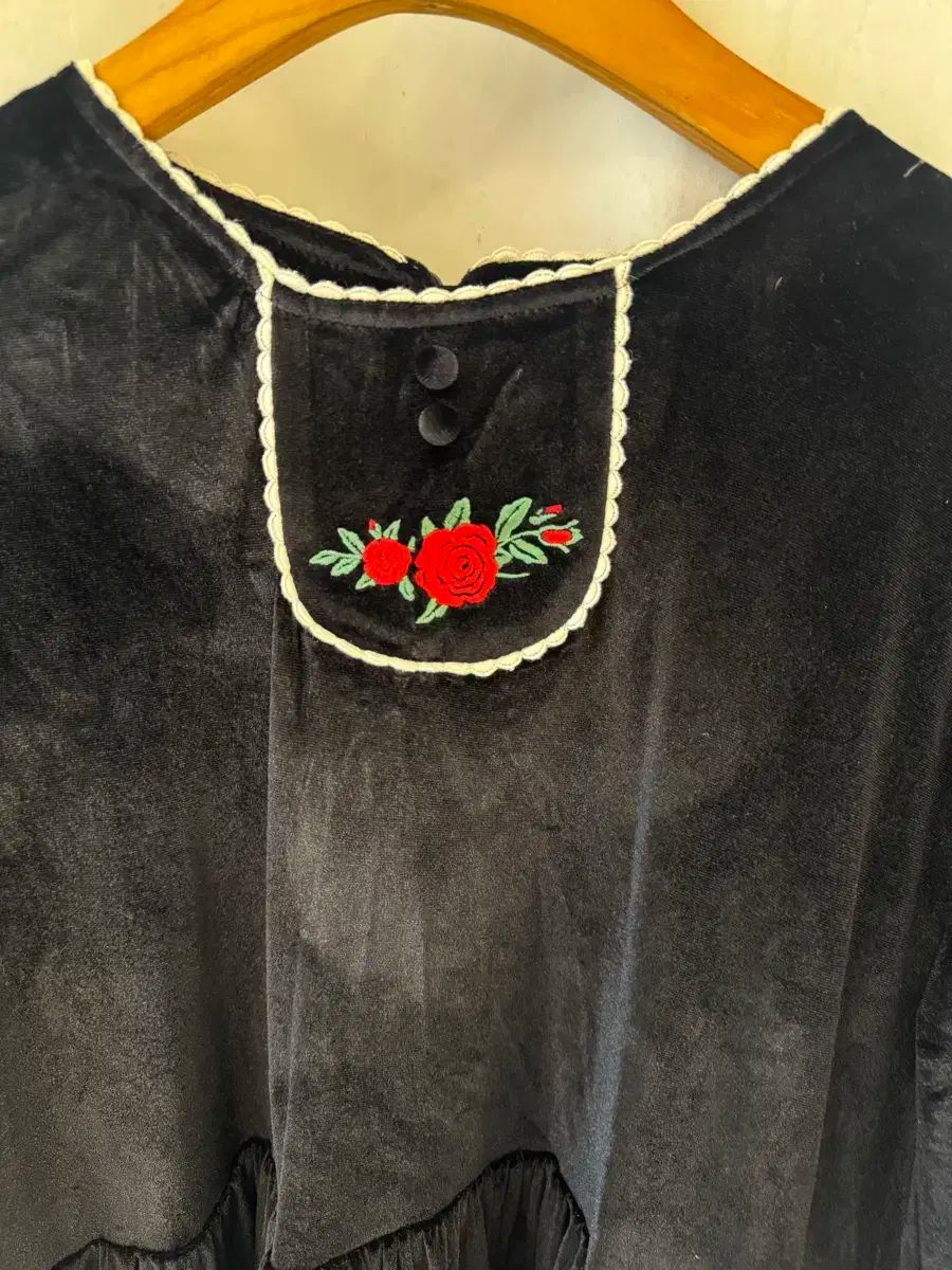 FLO ベルベット ドレス 77まで