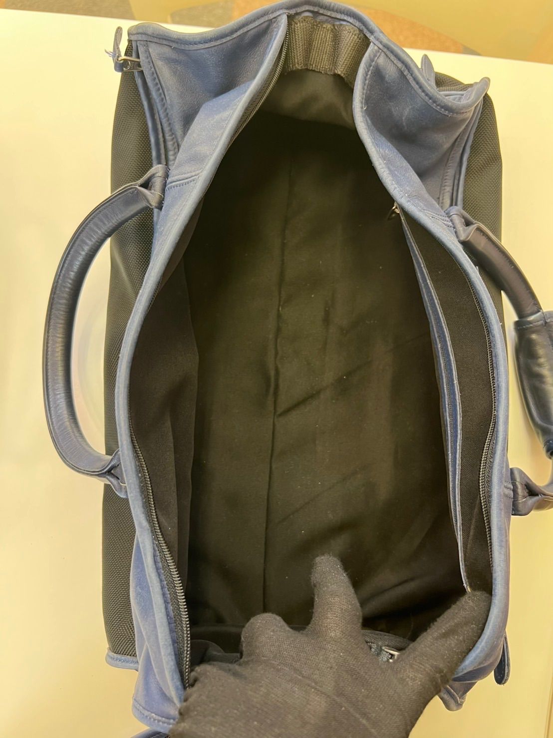  品 COACHコーチ ボストンバッグ 黒ブラック×紺ネイビー 肩掛け 手提げ バッグかばん ボストンバッグ 旅行用バッグ バッグ