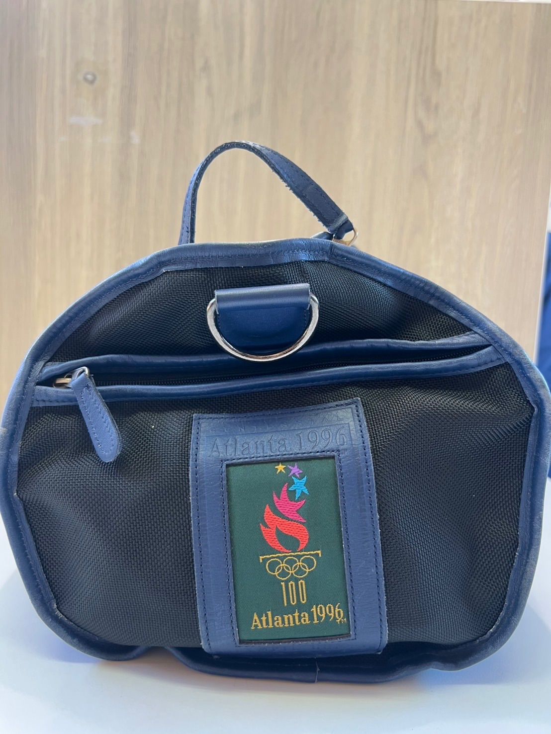 品 COACHコーチ ボストンバッグ 黒ブラック×紺ネイビー 肩掛け 手提げ バッグかばん 品 現状品