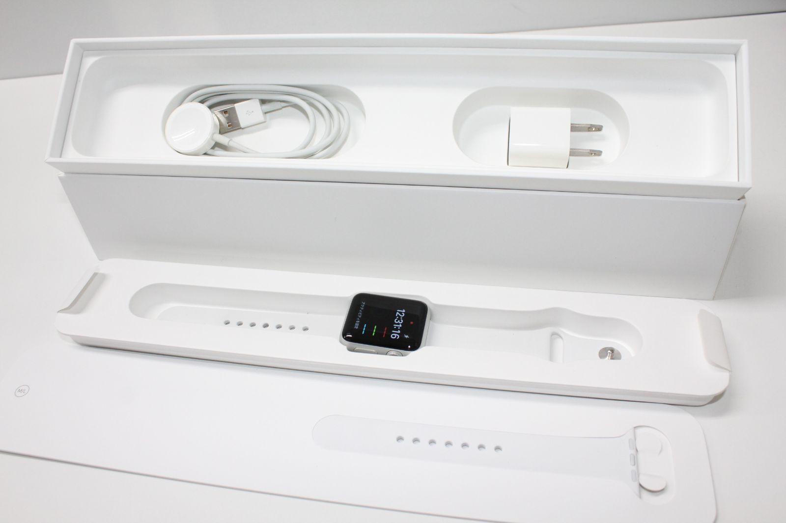 Apple Watch Series 3 GPS セルラー 38mm A1889 MTGN2J A ⑤