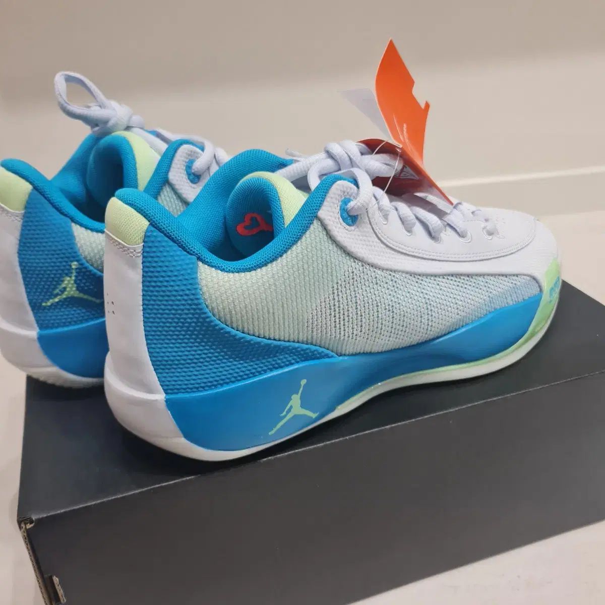  ジョーダン ルカ77 バスケシューズ 280 シューズ(男性用) バスケットボール