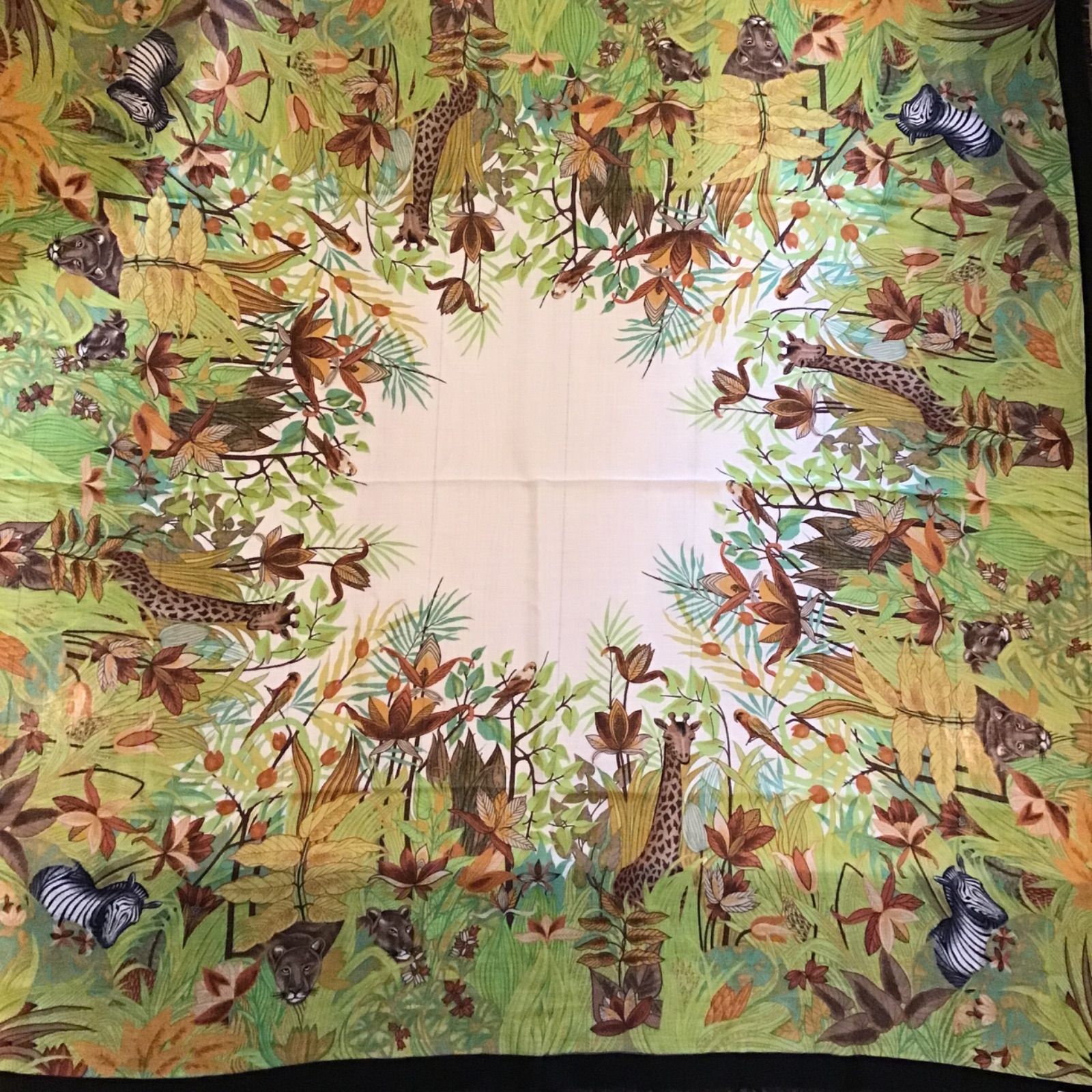 美品 CELIN シルク混 ビンテージ 超大判 スカーフ アニマル柄 セリーヌ