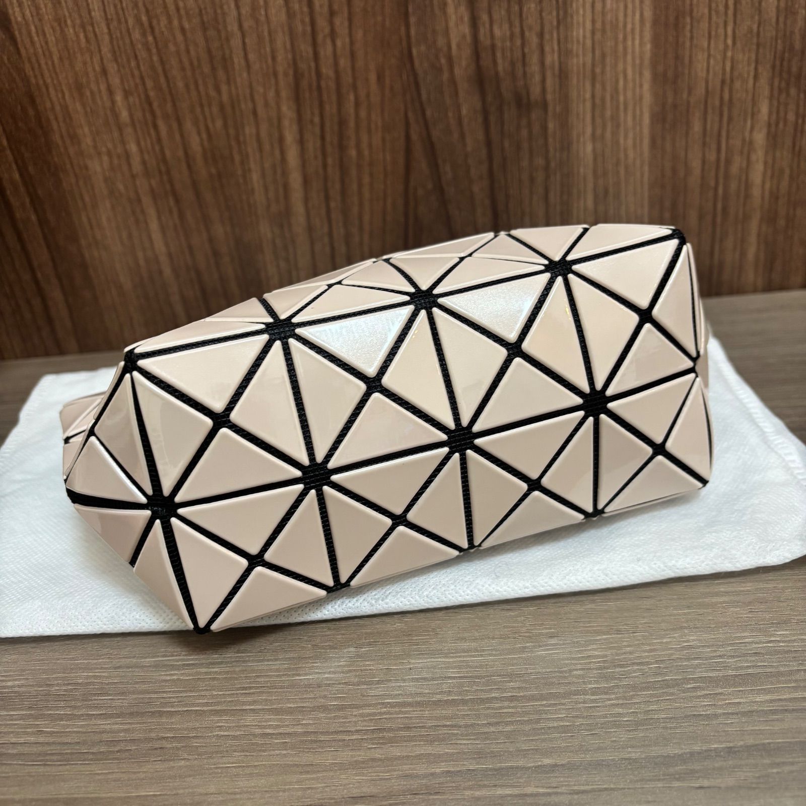  BAOBAO バオバオ イッセイミヤケ クリーム ポーチ セカンドバック ポーチ バッグ