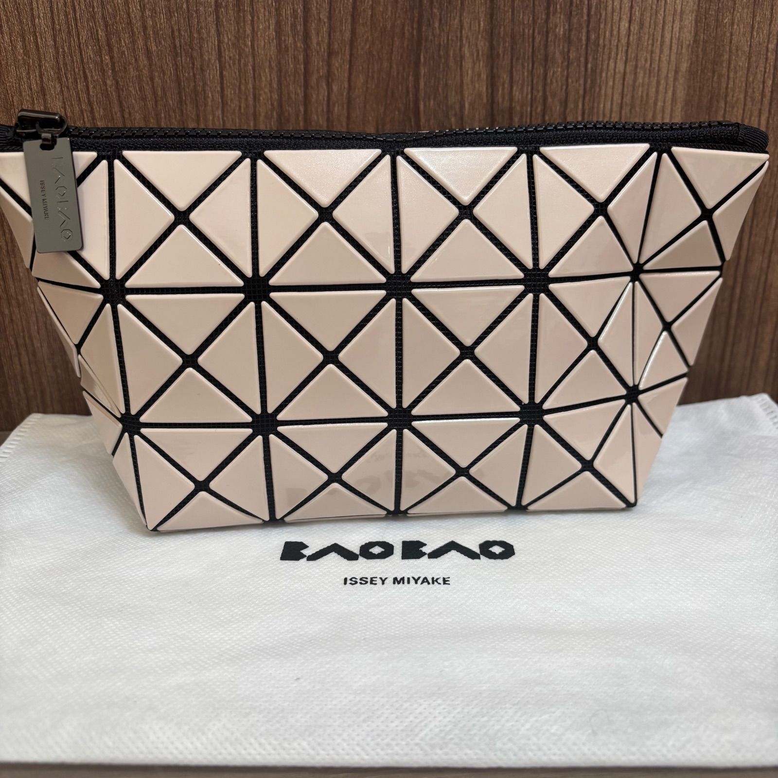 BAOBAO バオバオ イッセイミヤケ クリーム ポーチ セカンドバック
