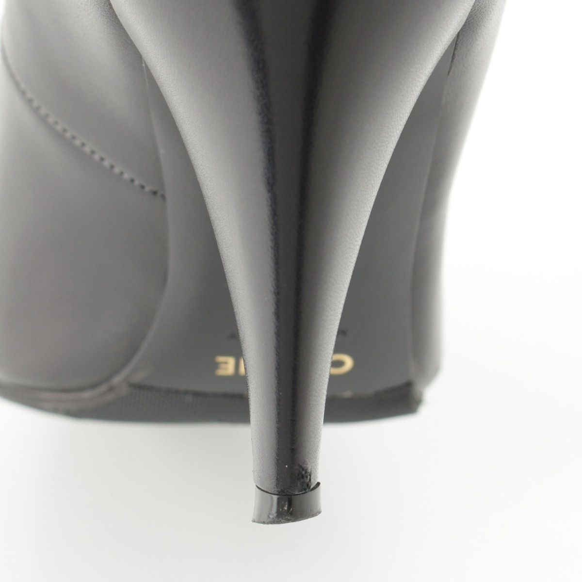 メタル アーモンドトゥ