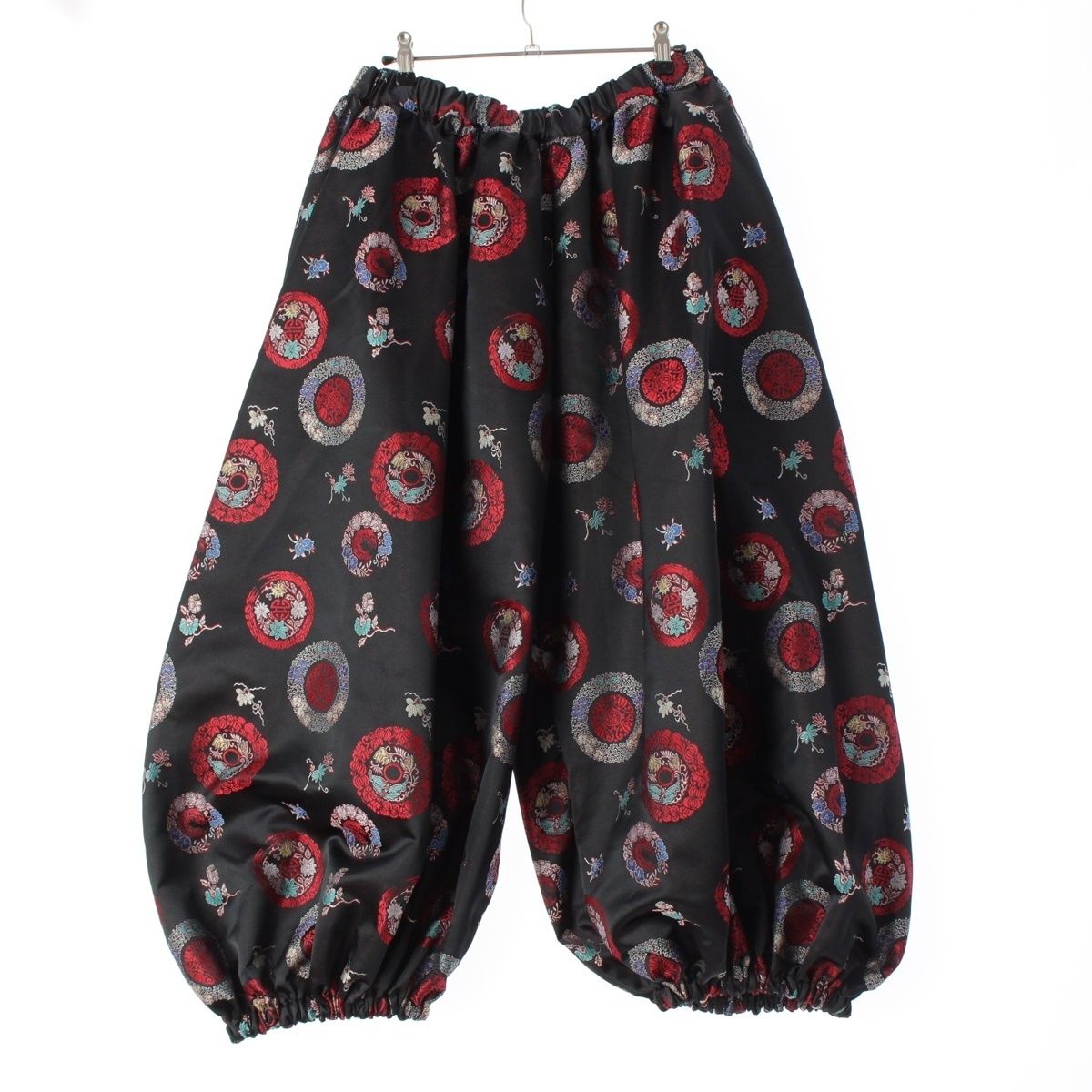 コムデギャルソン AD2025 25SS 紋章 刺繍 バルーン パンツ ボトムス GO-P001 ブラック マルチ M