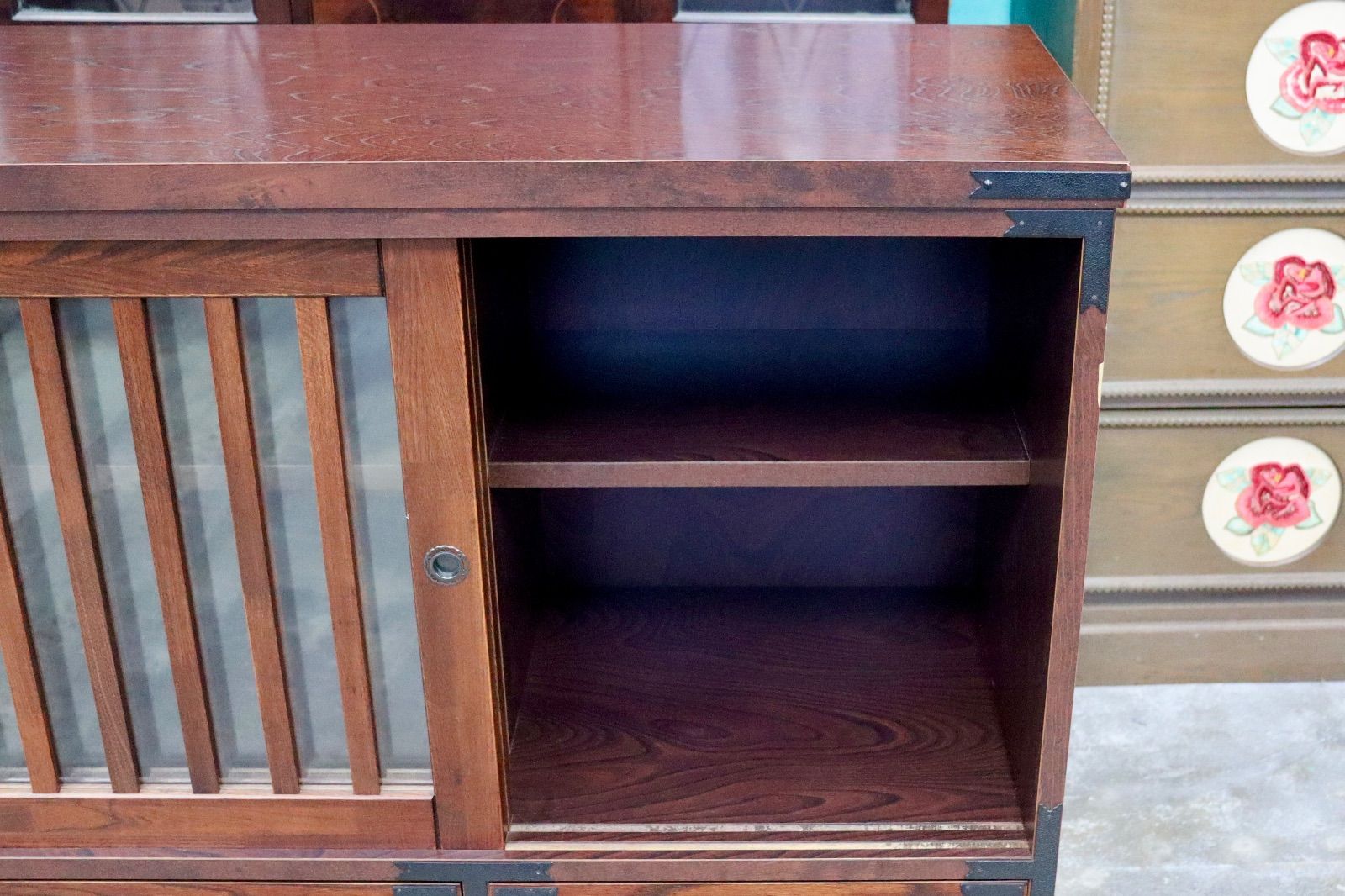 GMIK597○民芸家具 欅 サイドボード 水屋 食器棚 和箪笥 和家具 茶棚