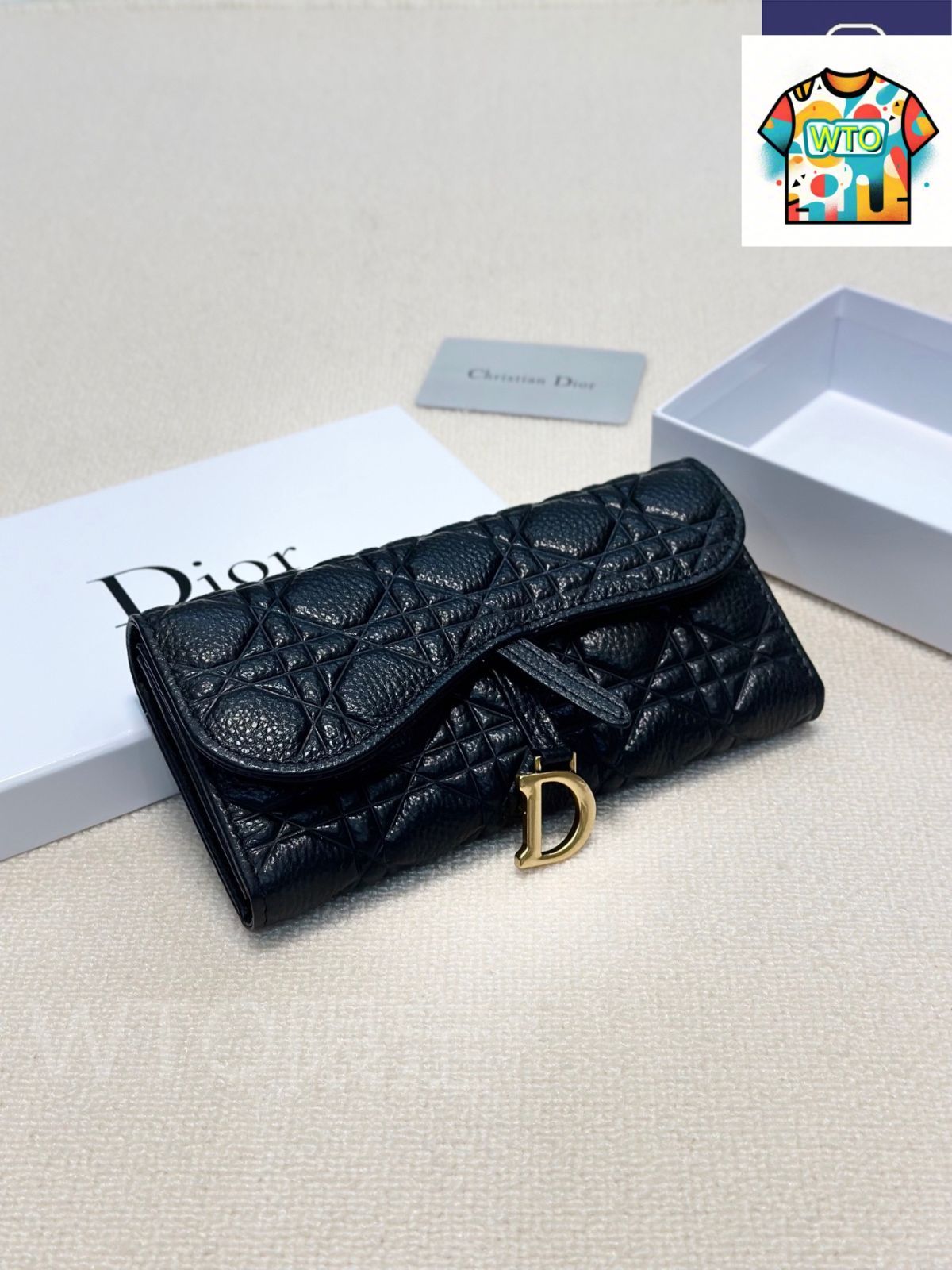 今日 Dior ディオール レディースウォレット レザーに圧花を施し 内装収納が充実したファッショナブルなデザイン WTO輸入2