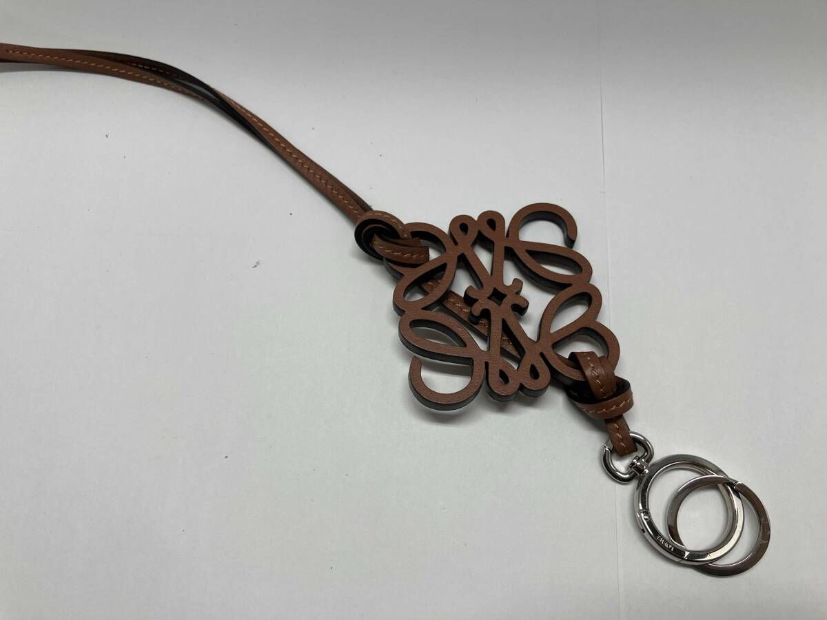  LOEWE アナグラム バッグチャーム レザー ブラウン キーリング付 ロエベ 保存袋付き その他 小物