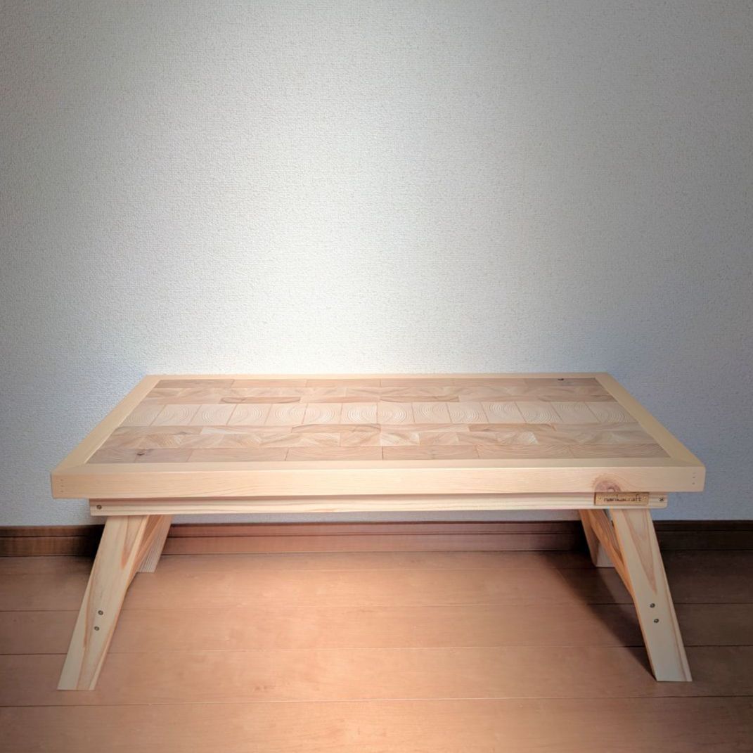 年輪ふんだん折りたたみテーブル