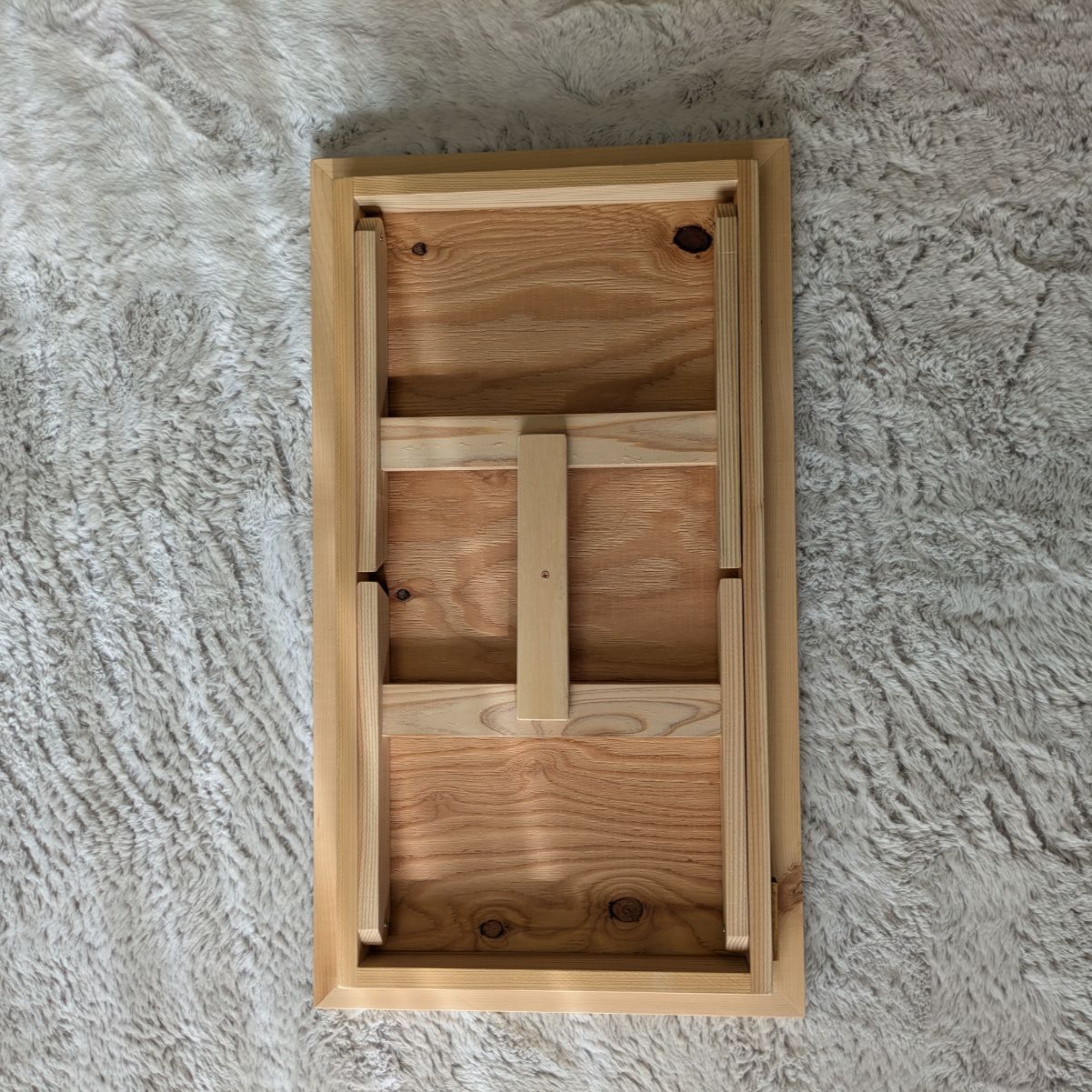 年輪ふんだん折りたたみテーブル