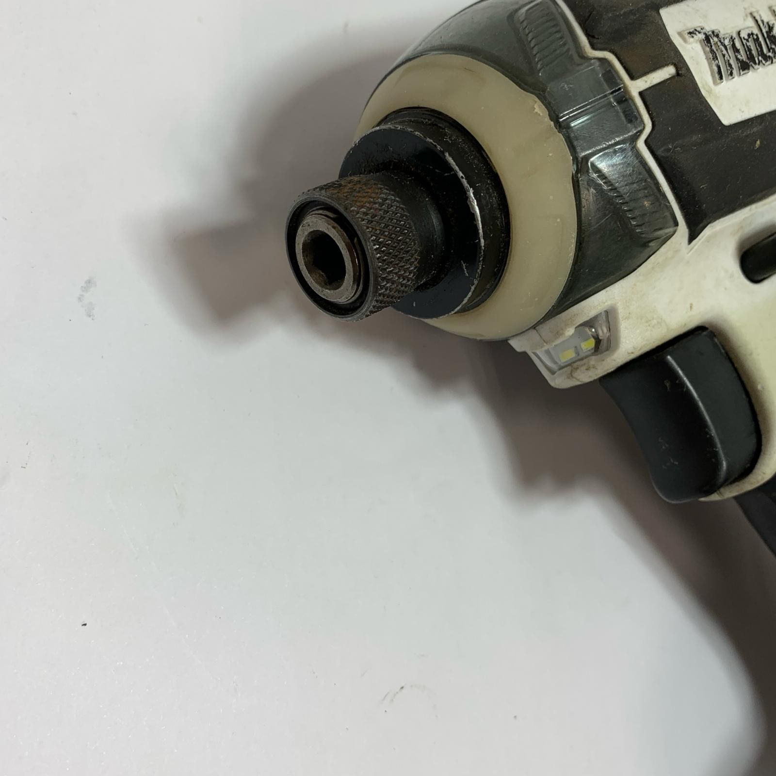 マキタ 充電式インパクトドライバ