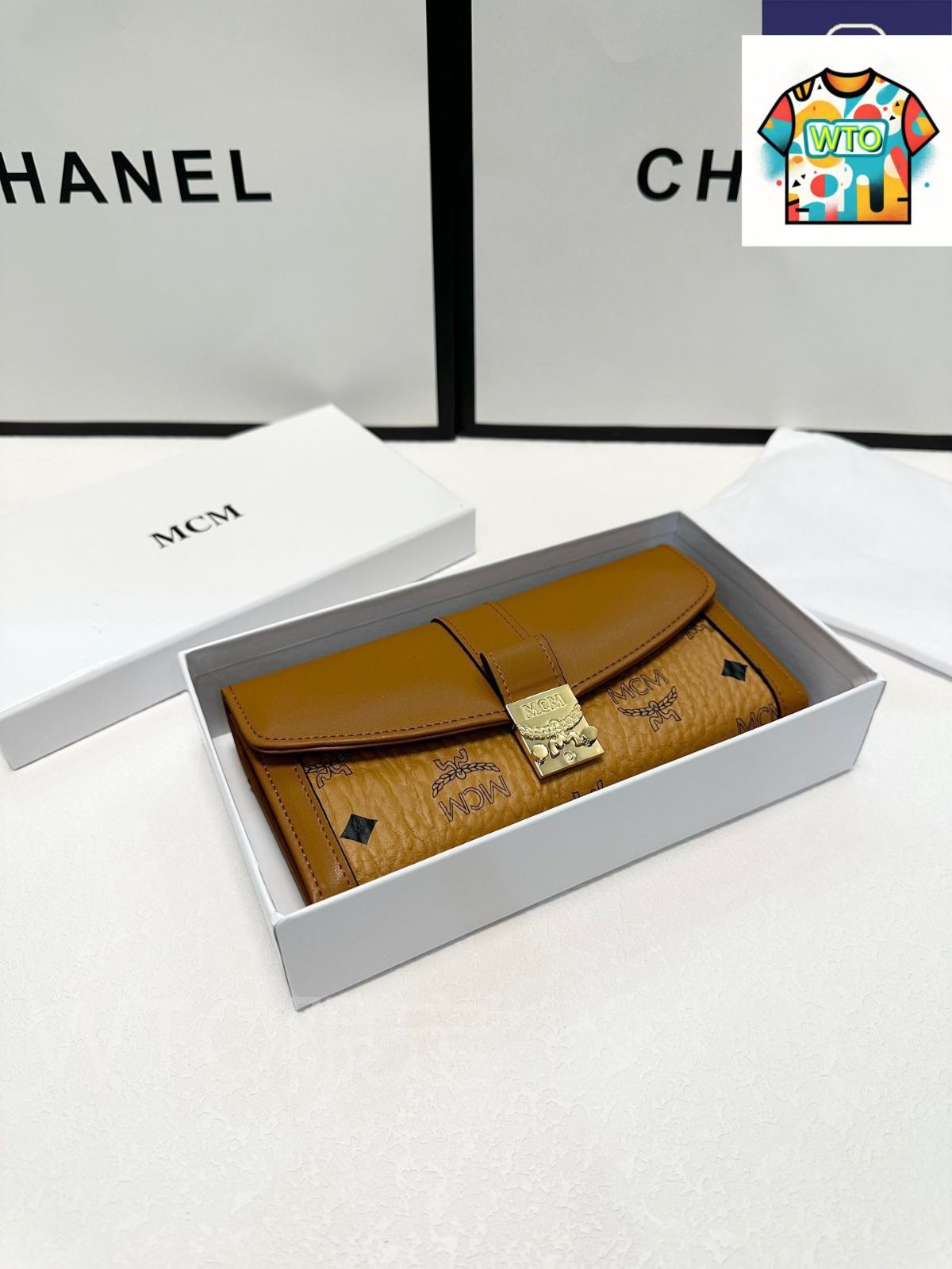 今日 MCM メッシーエム 同 シリーズ オリジナル金具を備え 実用性に優れる