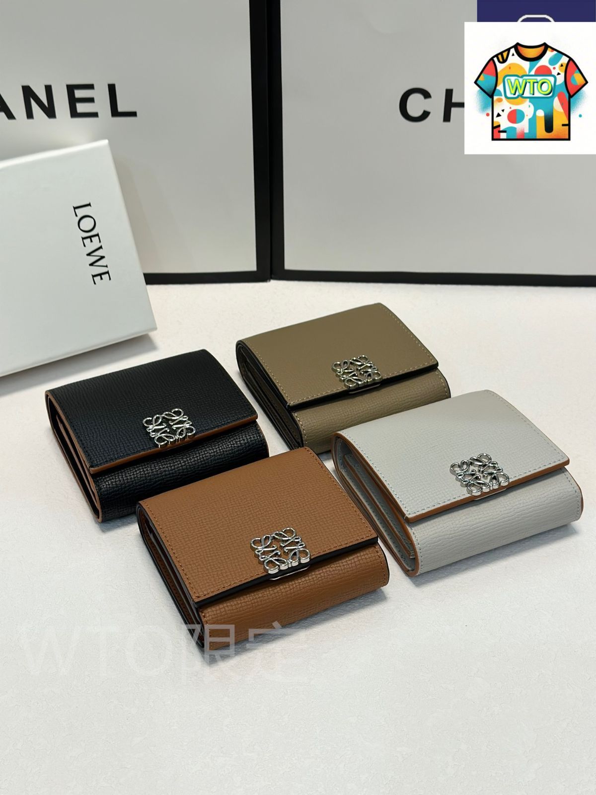 今日 Loewe ロエベ レザー財布 耐久性に優れ 手触り良好