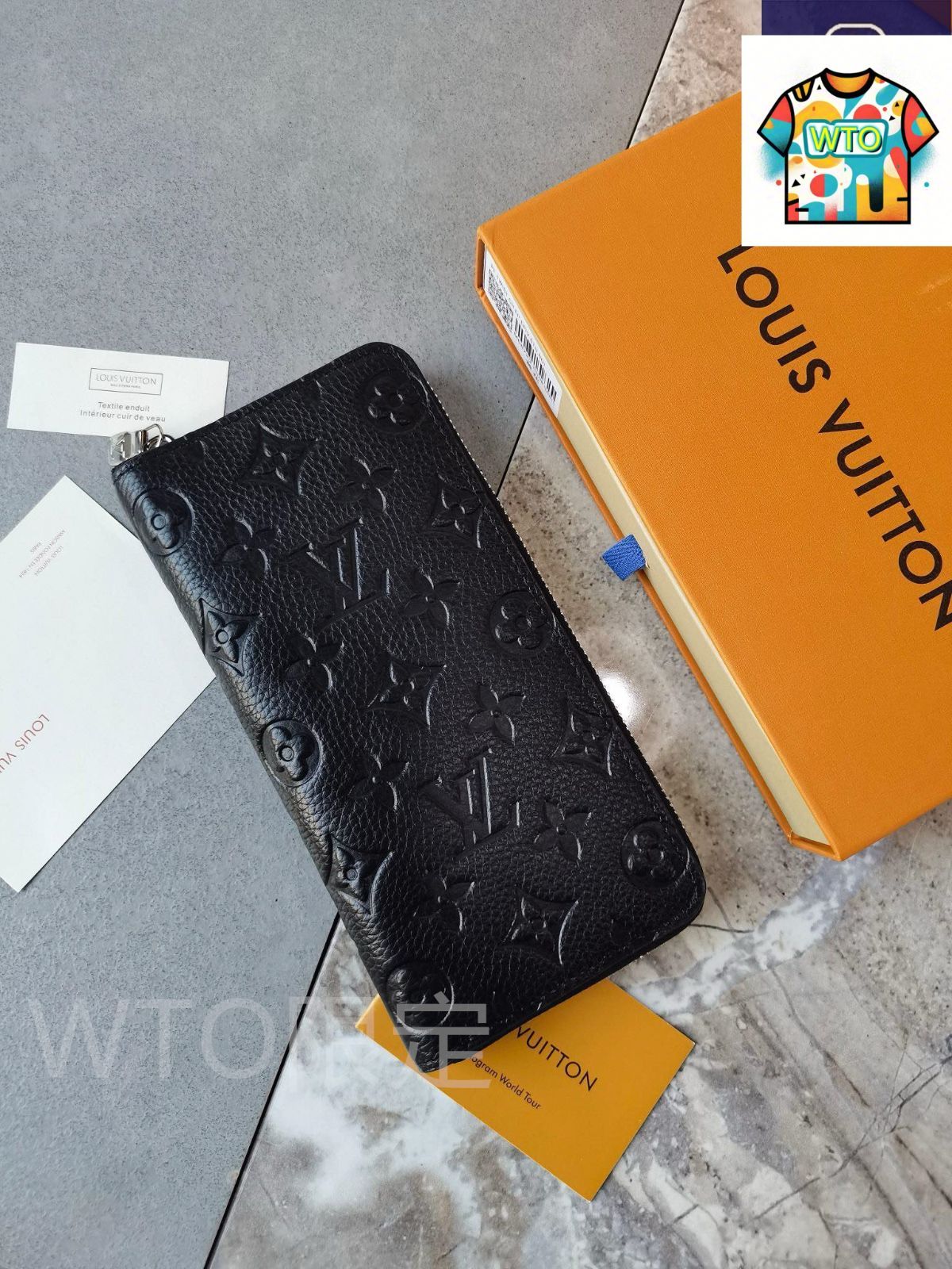 今日 Louis Vuitton ルイヴィトン ジッピー ヴァーティカル 財布 クラシックモノグラム圧印とジッパー開閉で収納を保護