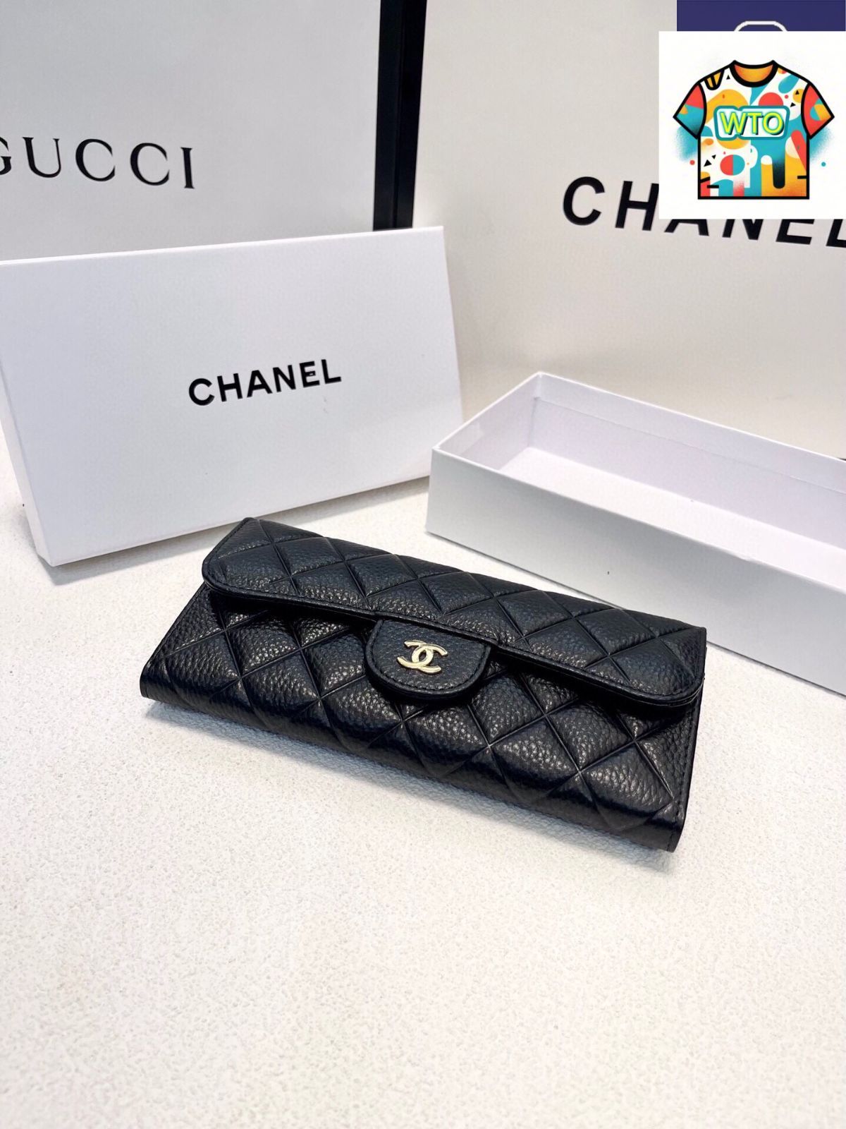 今日 Chanel シャネル クラシック二つ折りシリーズ 牛皮で作り精巧耐久性に優れ触感にも優れる