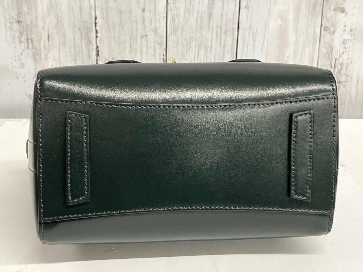 ショルダーバッグ