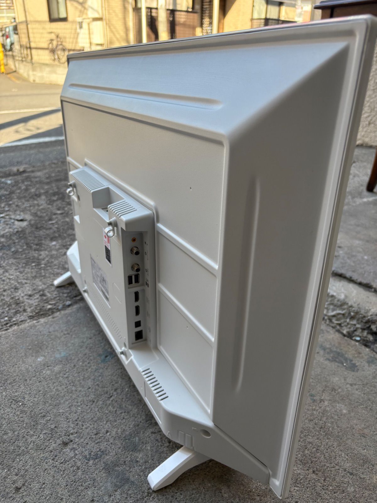 アイリスオーヤマ 液晶テレビ LT-32C320W 32V型 ホワイト