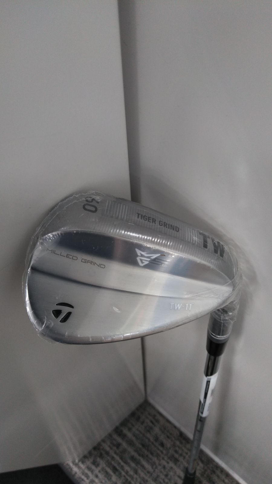 Wg テーラーメイド MG5 Tiger Woods Grind Wedge ミルド グラインド 5 タイガーウッズ ウェッジ 60° 11 DGS400 TOUR ISSUEメンズ 右用 モデル USA直輸入品 並行輸入 浦安店