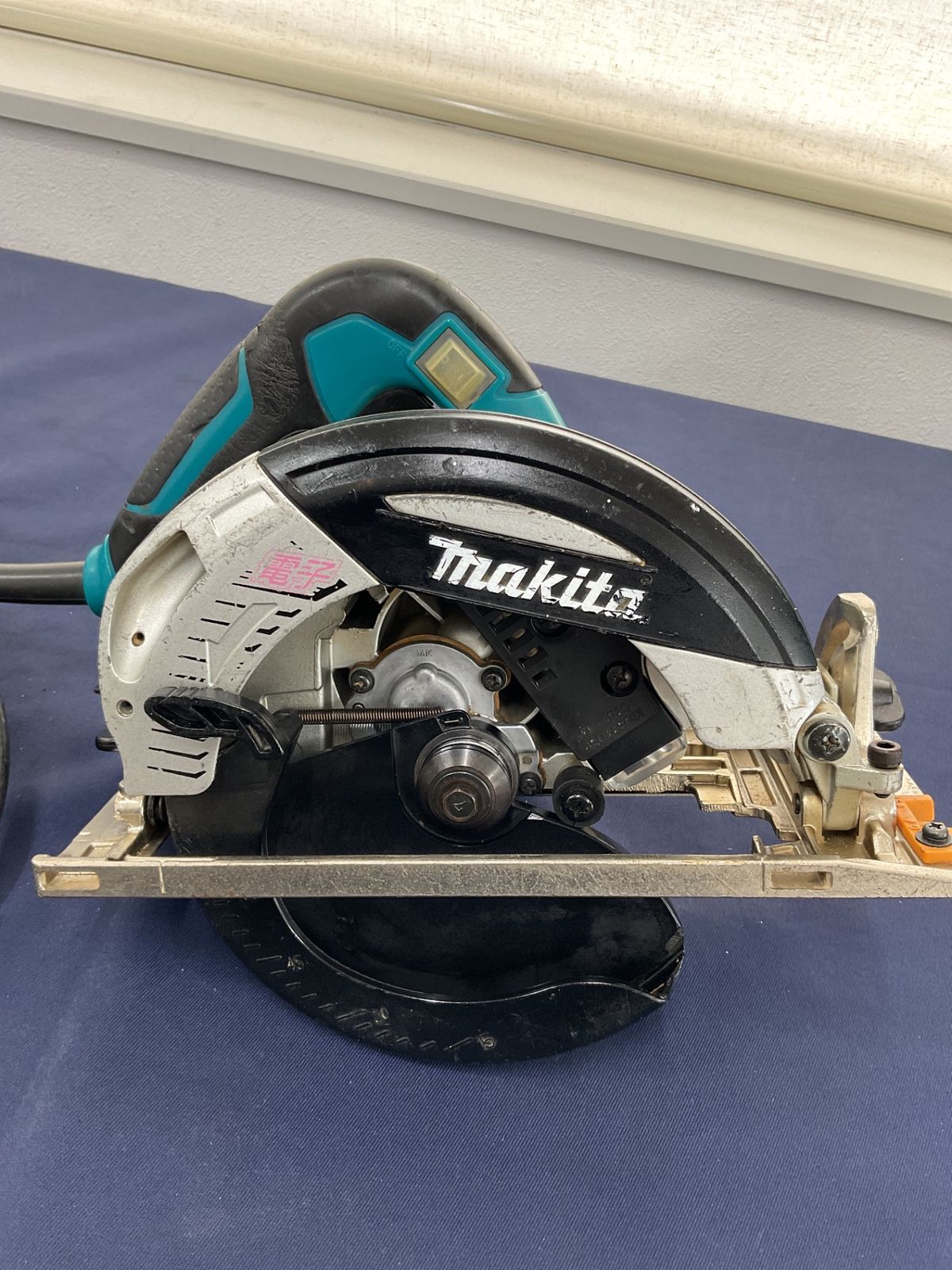 電動工具・エア工具 ☆マキタ(makita) 電子造作用精密マルノコ 5710C 