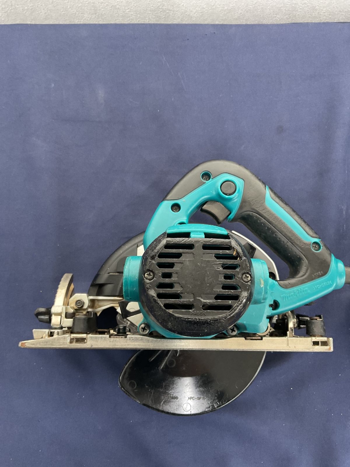 ☆中古品☆makita マキタ/5710C/165mm/電子造作用精密マルノコ/深切り 