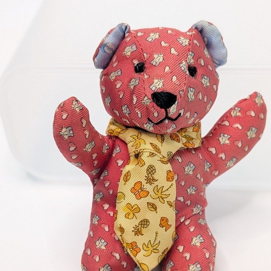 フェラガモ Salvatore Ferragamo テディベア 総柄 イタリア製 希少