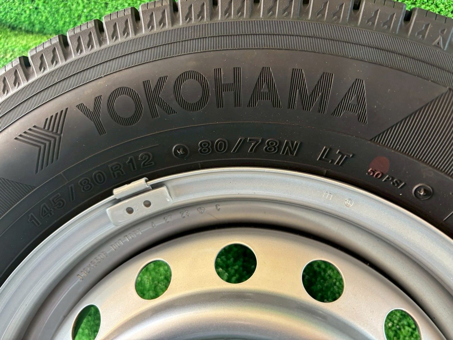 T スタッドレスタイヤスチールホイールセット