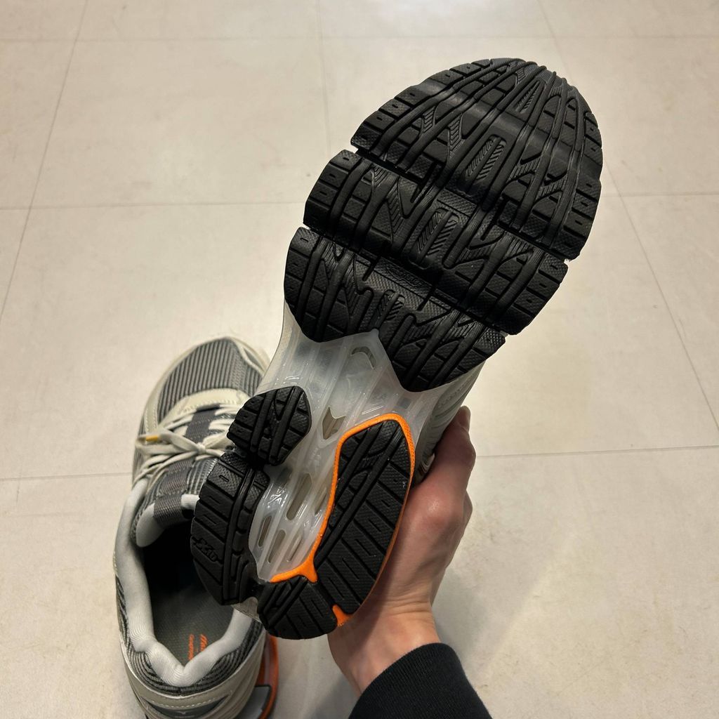 MIZUNO×Graphpaper ミズノ×グラフペーパー 24AW WAVE PROPHECY LS 