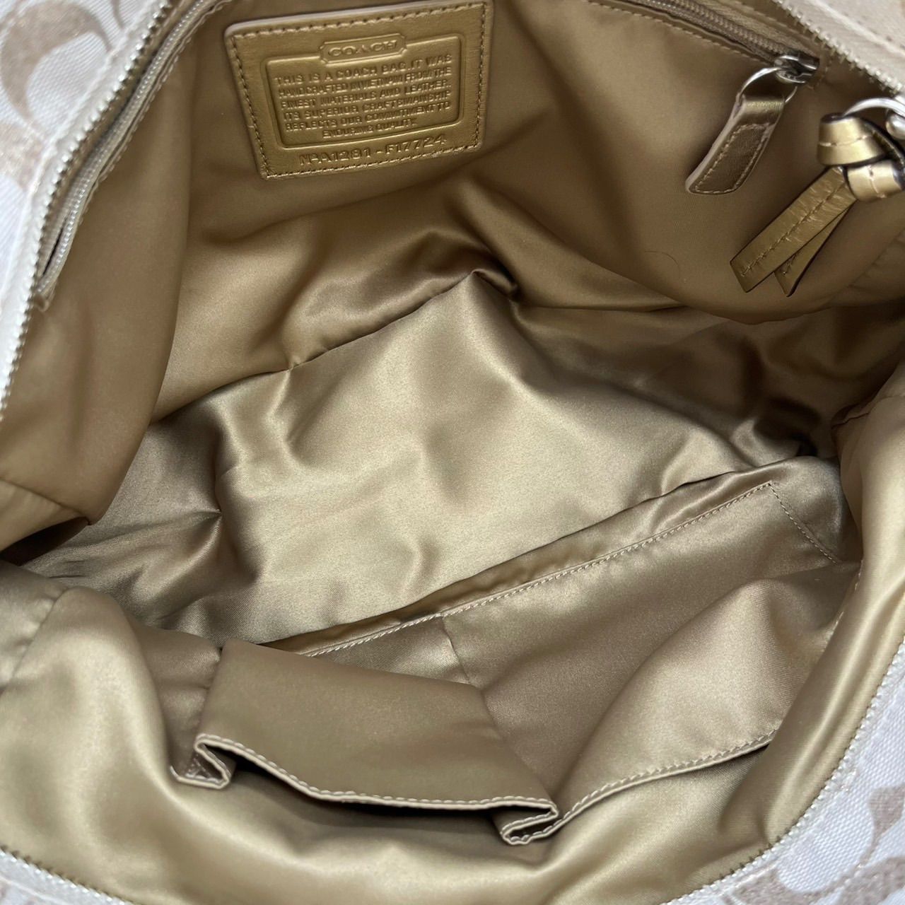良品】 Coach Vintage y2k Medium canvas signature toot bag grey Tan 