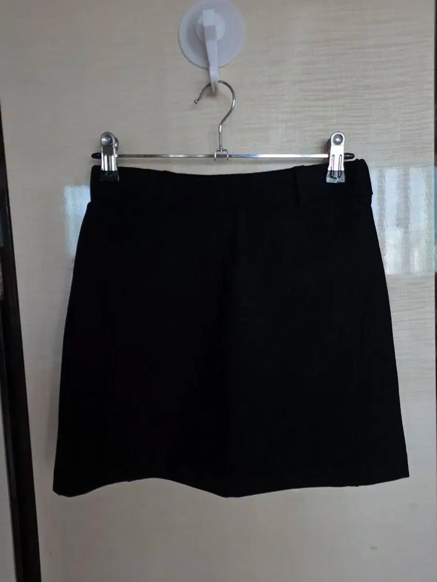 Titleist タイトリスト ブラック 起毛 ゴルフ スカート 51 24