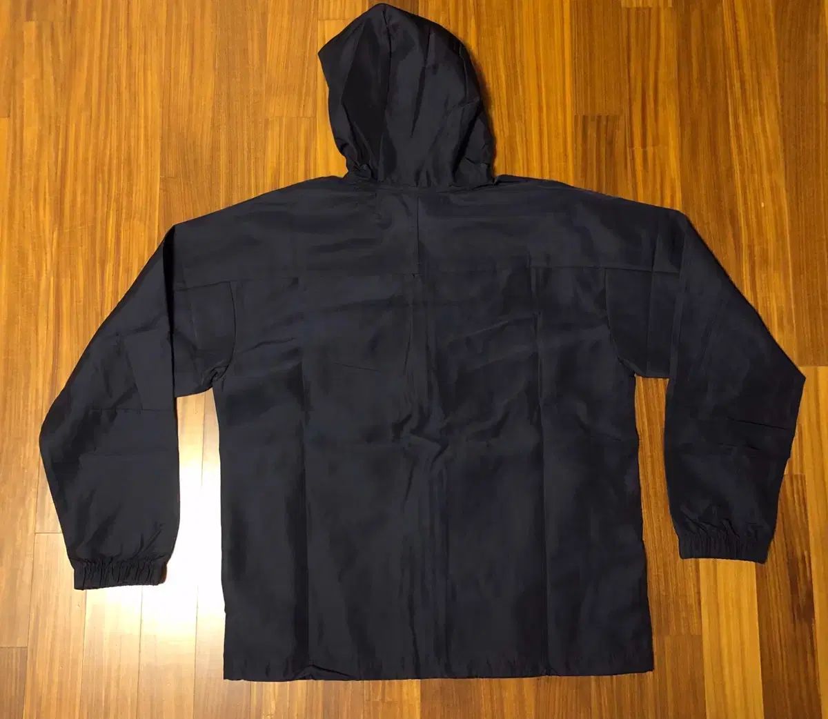 シティ ウィンドブレーカー