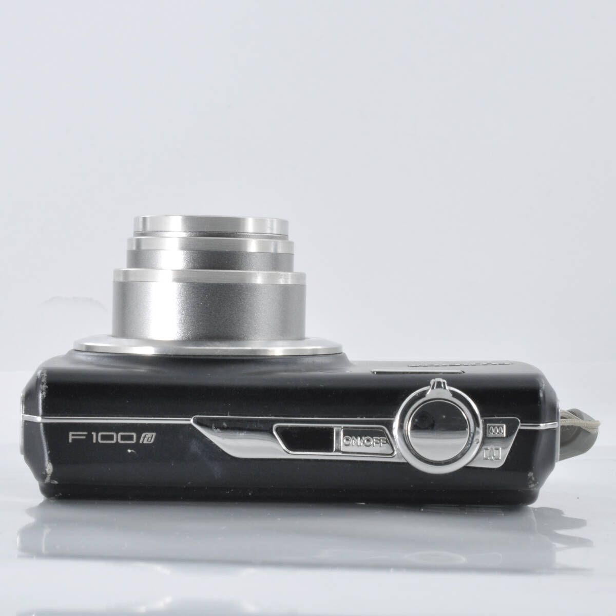 FinePix F100fd （ブラック）デジカメ デジタルカメラ 富士フイルム