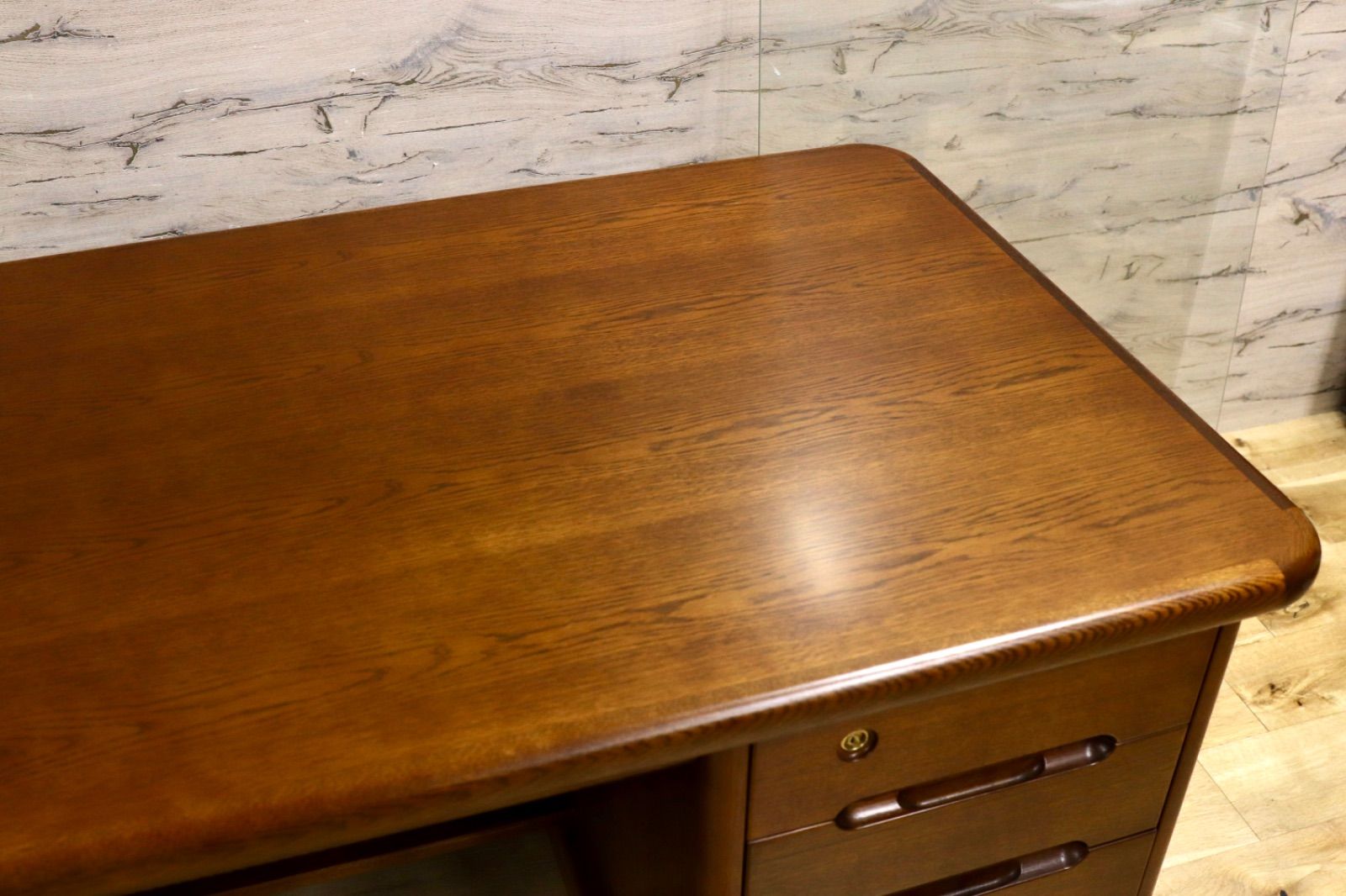 カリモク karimoku コロニアル 両袖机 学習机 書斎机　アンティーク GMIK614○karimoku / カリモク コロニアル ヴィンテージ デスク 書斎机