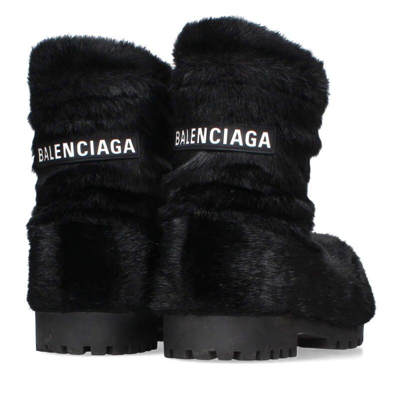 アラスカファーブーツ