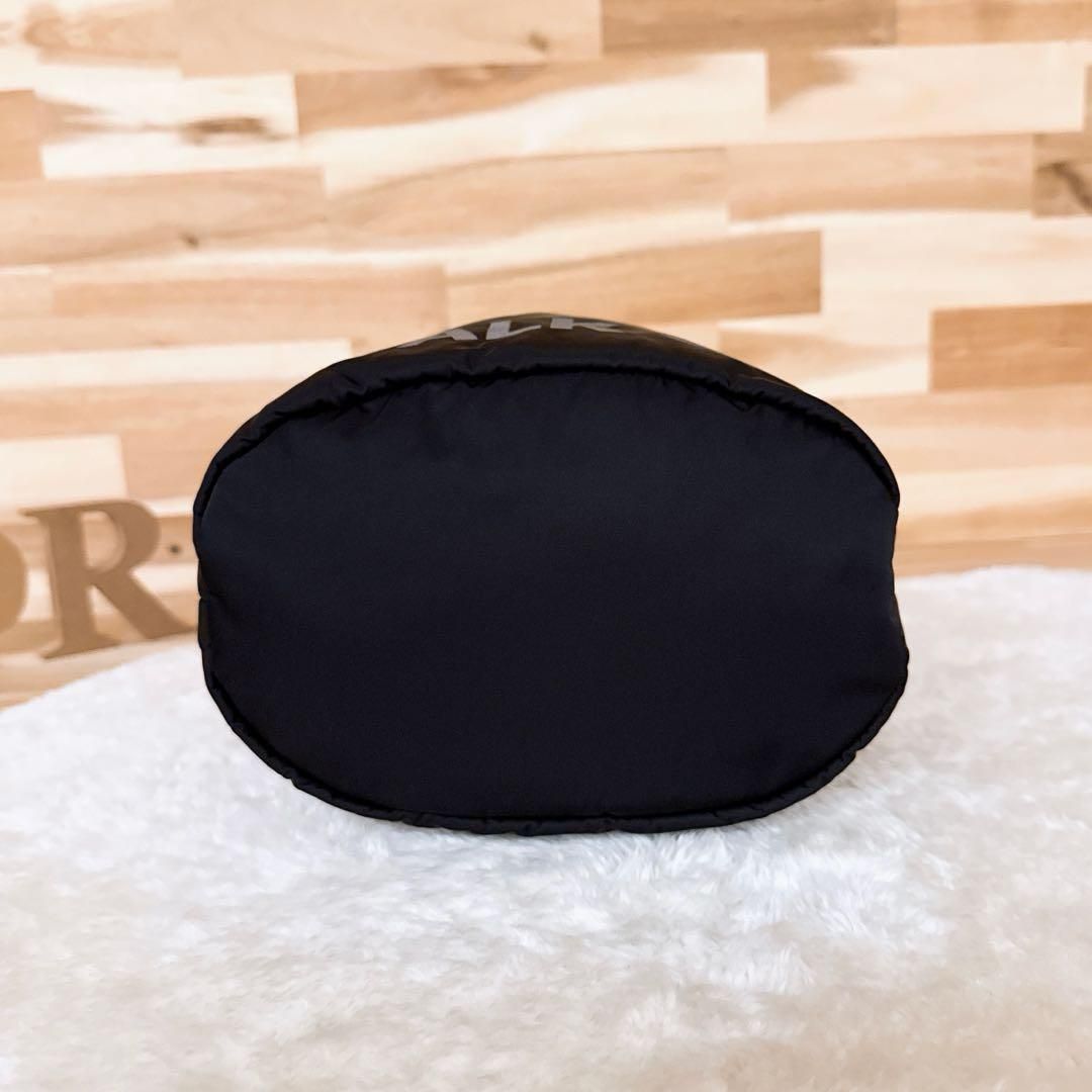 稀少 ペッレモルビダ