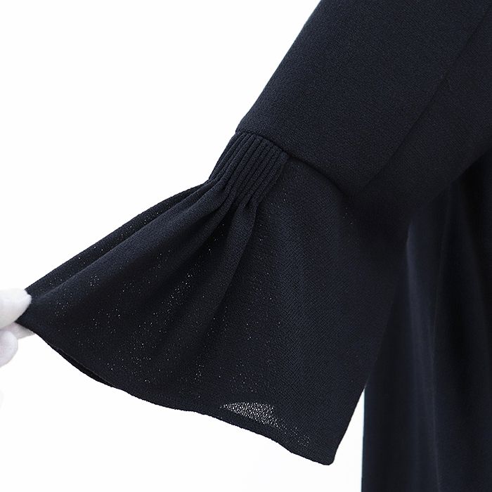 ギャザーフ スリーブ