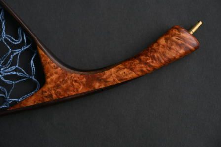 手編みネットはクレモナ糸1本で編み込んであります