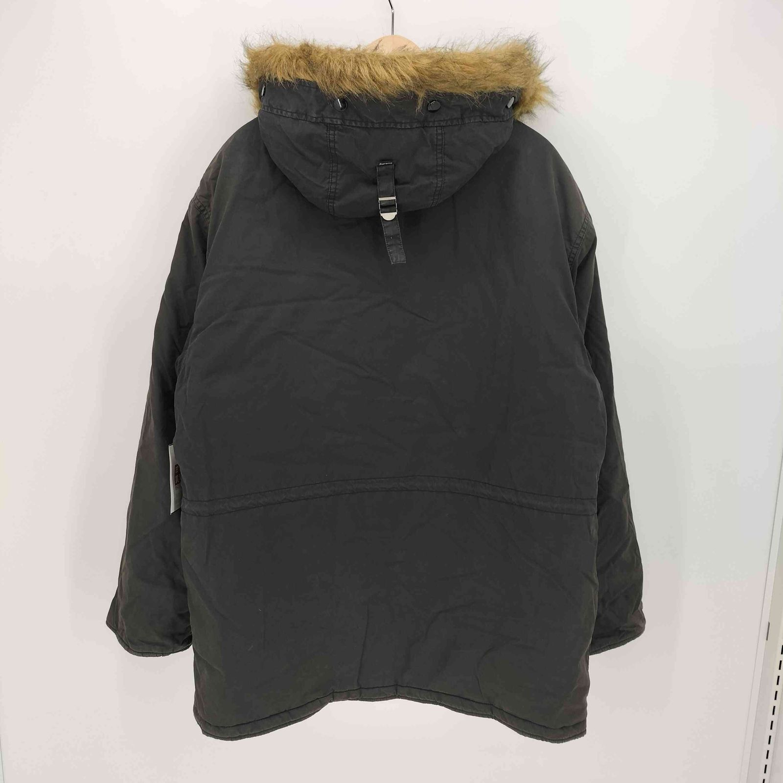 シュプリーム Supreme 19AW SPELLOUT N-3B PARKA メンズ import M