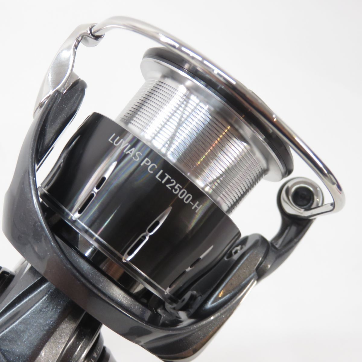 DAIWA ダイワ 24 LUVIAS ルビアス PC LT2500-H 00061216 スピニングリール