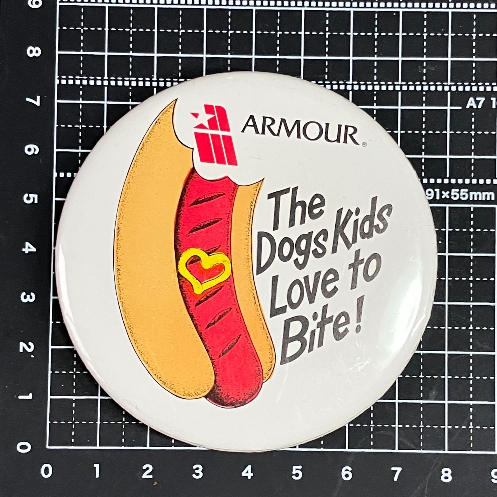 缶バッジ アメリカ 輸入 雑貨 ビンテージ 『 アーマー ホットドッグ