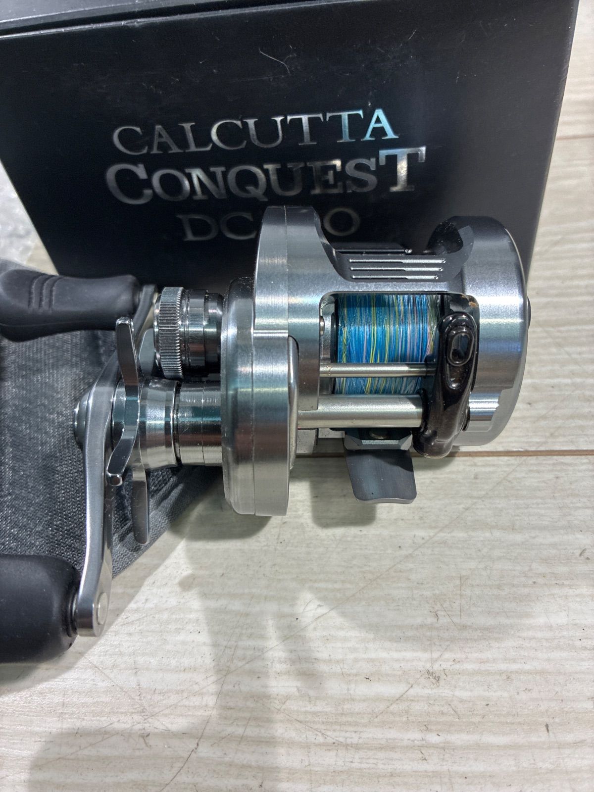 シマノ 20カルカッタ コンクエストDC100 04083 整理番号R31