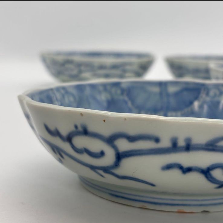 古伊万里】染付なます皿 4枚セット / 蝶唐草紋 丸窓松竹梅 当時物 骨董